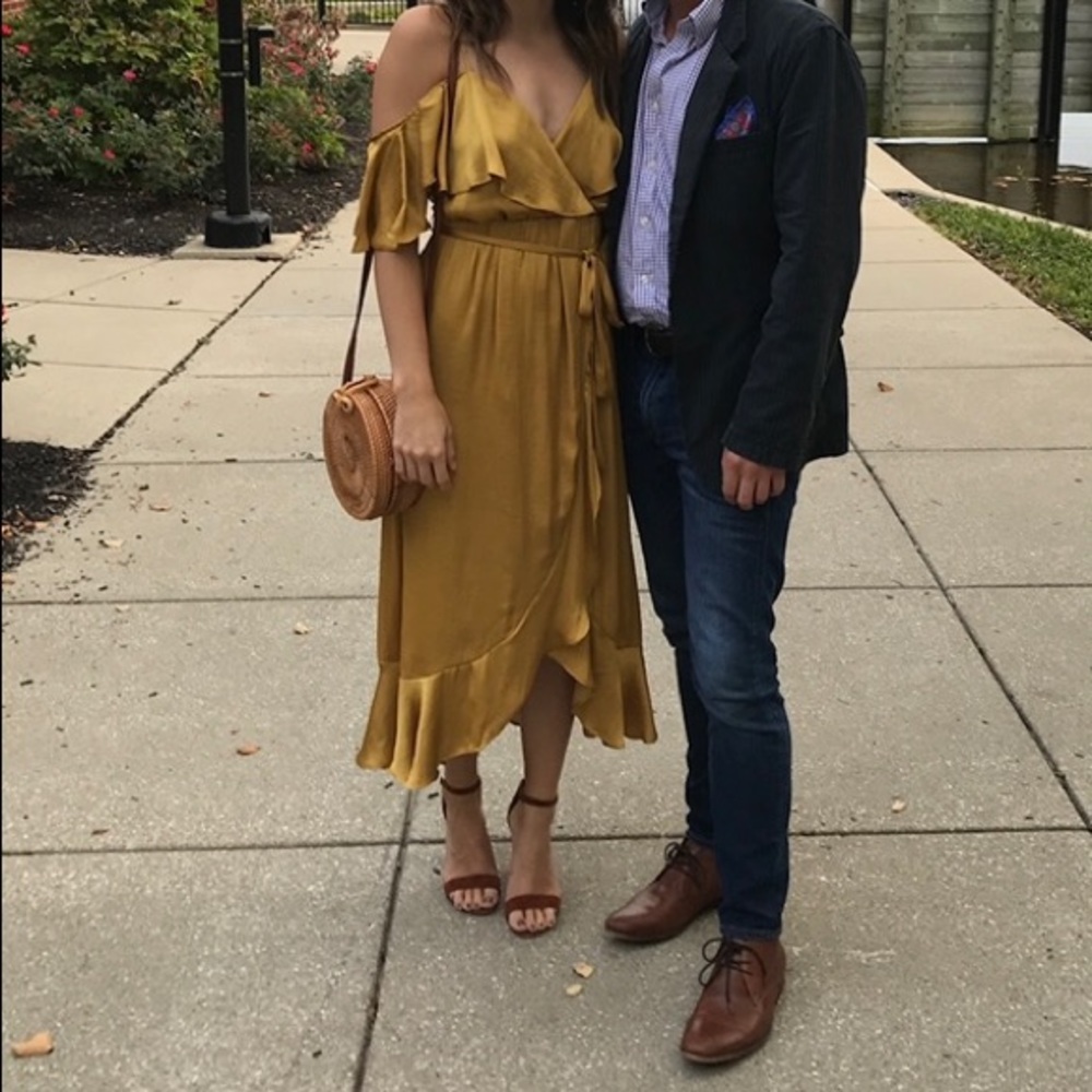 Bardot midi gold dress